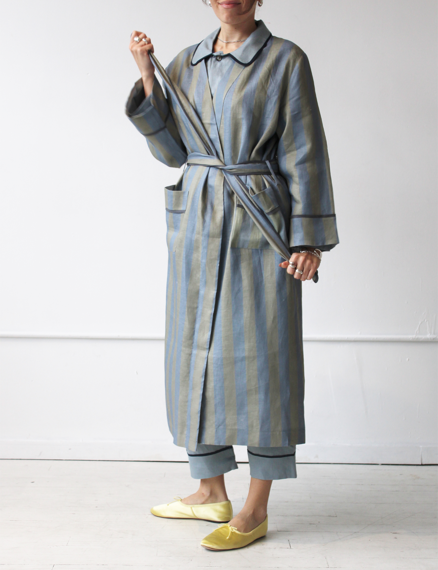 DULI ROBE WOMAN