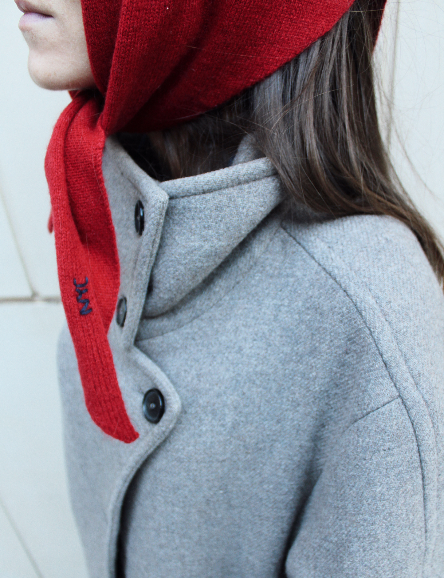 RED WOOL SCARF